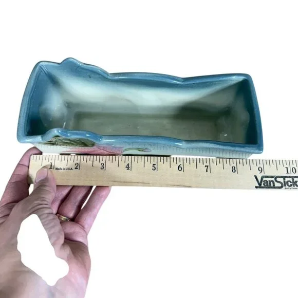 Vintage Hull Shelf Planter - Picture 5 of 7